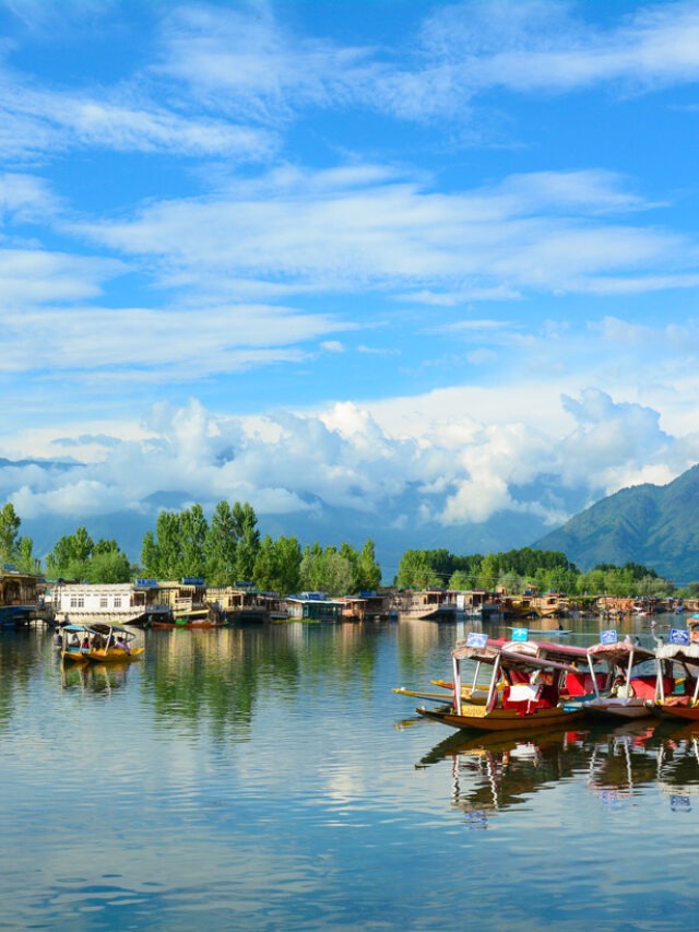 TOP 10 ROMANTIC PLACES TO VISIT ON YOUR KASHMIR HONEYMOON TOUR