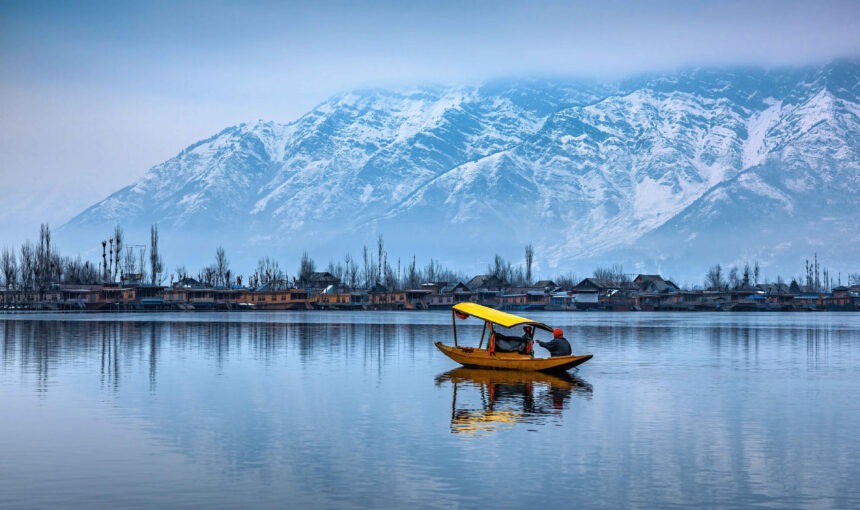 5 Nights 6 Days Enchanting Kashmir Tour Package | Explore Srinagar, Gulmarg, Pahalgam, and Sonmarg